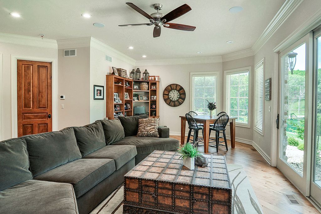 Luxurious Country Retreat Discover Serenity in Marseilles Illinois for 3.5 Million 52