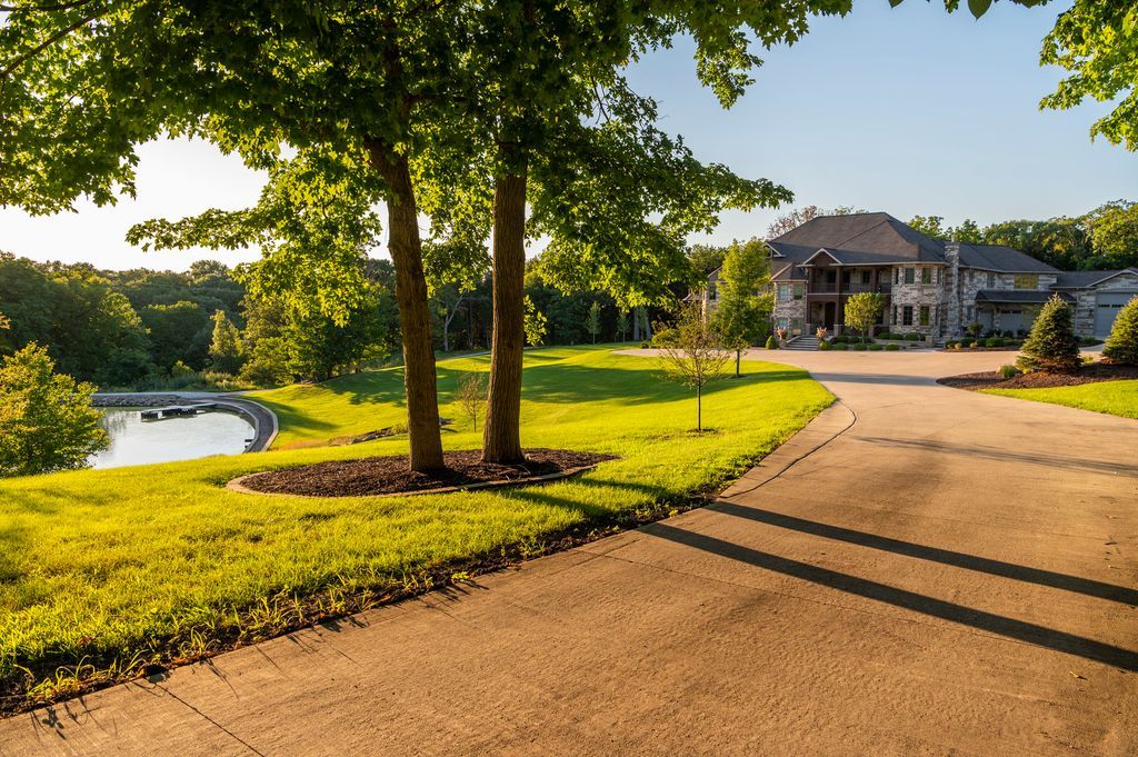 Luxurious Country Retreat Discover Serenity in Marseilles Illinois for 3.5 Million 55