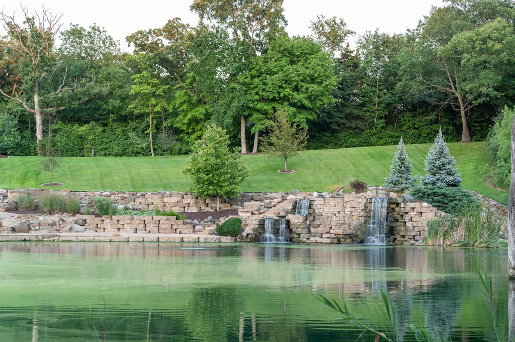 Luxurious Country Retreat Discover Serenity in Marseilles Illinois for 3.5 Million 70