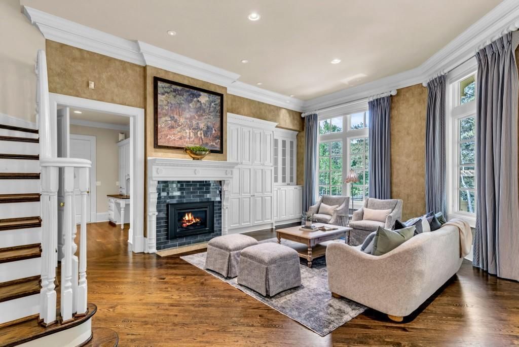 Luxurious Lakeside Living A Stunning Stephan Fuller Masterpiece in Georgia Listed at 7.95 Million 17