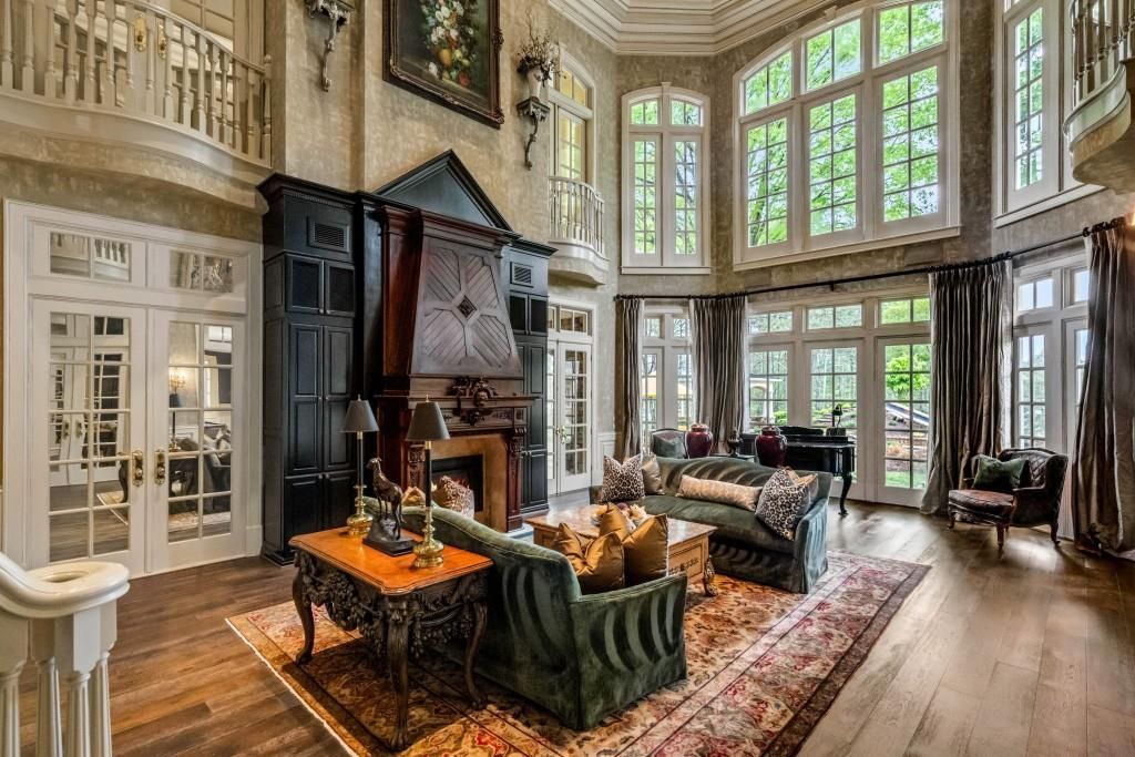 Luxurious Lakeside Living A Stunning Stephan Fuller Masterpiece in Georgia Listed at 7.95 Million 30