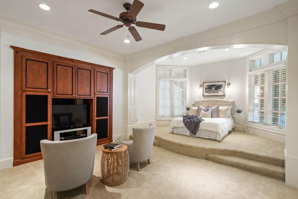 Luxurious Lakeside Living A Stunning Stephan Fuller Masterpiece in Georgia Listed at 7.95 Million 39