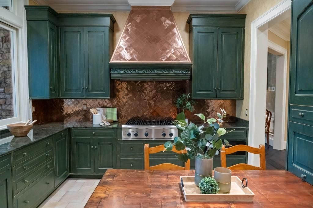 Luxurious Lakeside Living A Stunning Stephan Fuller Masterpiece in Georgia Listed at 7.95 Million 42