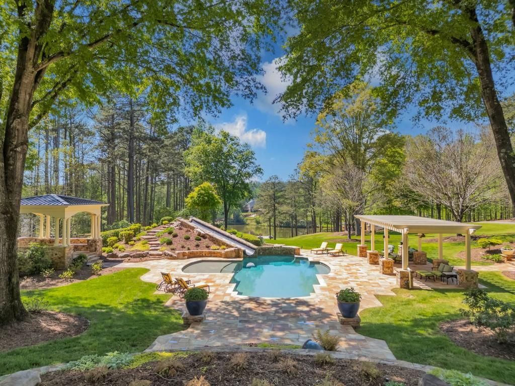 Luxurious Lakeside Living A Stunning Stephan Fuller Masterpiece in Georgia Listed at 7.95 Million 60