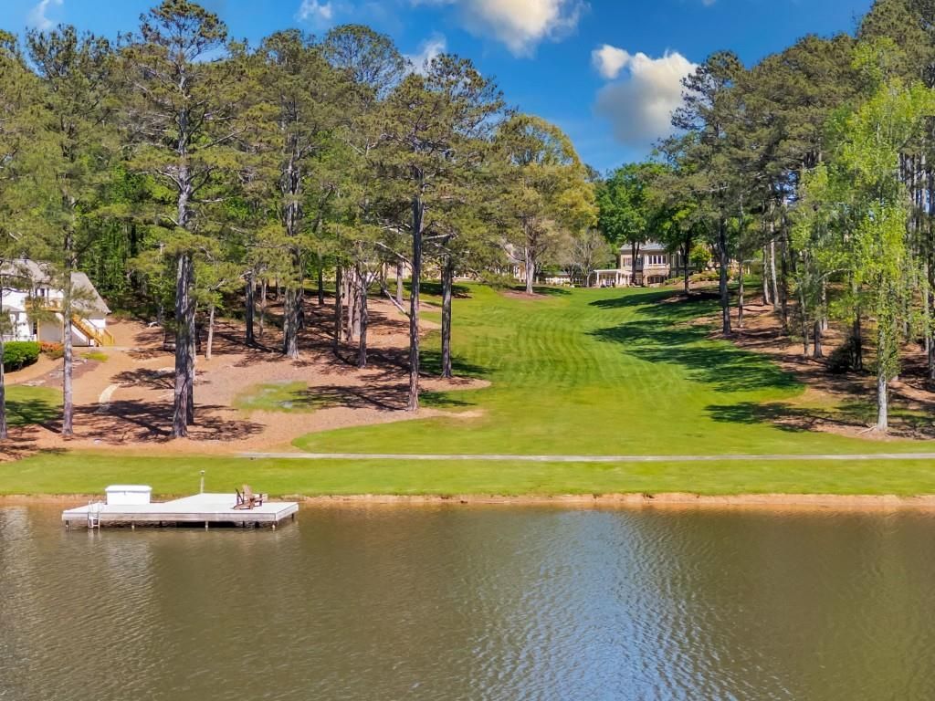 Luxurious Lakeside Living A Stunning Stephan Fuller Masterpiece in Georgia Listed at 7.95 Million 64