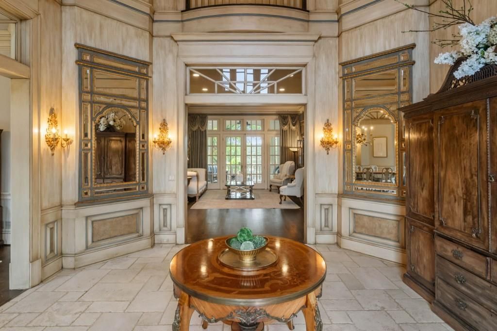 Luxurious Lakeside Living A Stunning Stephan Fuller Masterpiece in Georgia Listed at 7.95 Million 8