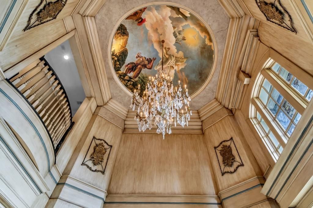 Luxurious Lakeside Living A Stunning Stephan Fuller Masterpiece in Georgia Listed at 7.95 Million 9