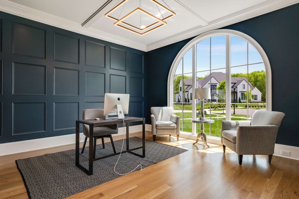 Luxurious Tennessee Estate Exquisitely Landscaped Hits Market at 5.3 Million 21
