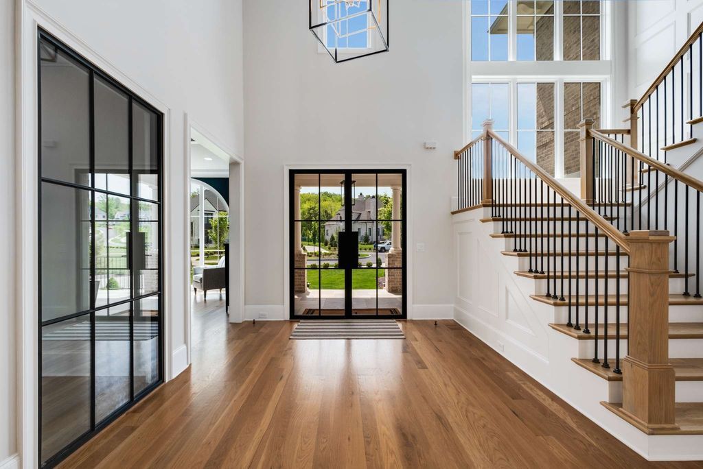 Luxurious Tennessee Estate Exquisitely Landscaped Hits Market at 5.3 Million 3