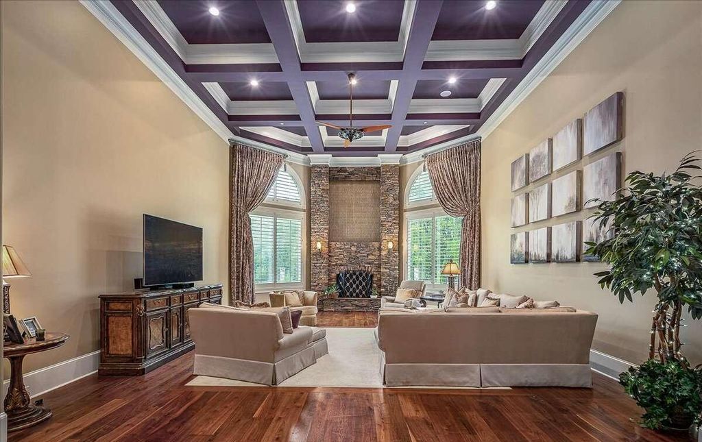 Luxury Living Redefined Exquisite 10 Acre Mansion in Georgia Priced at 4.299 Million 15