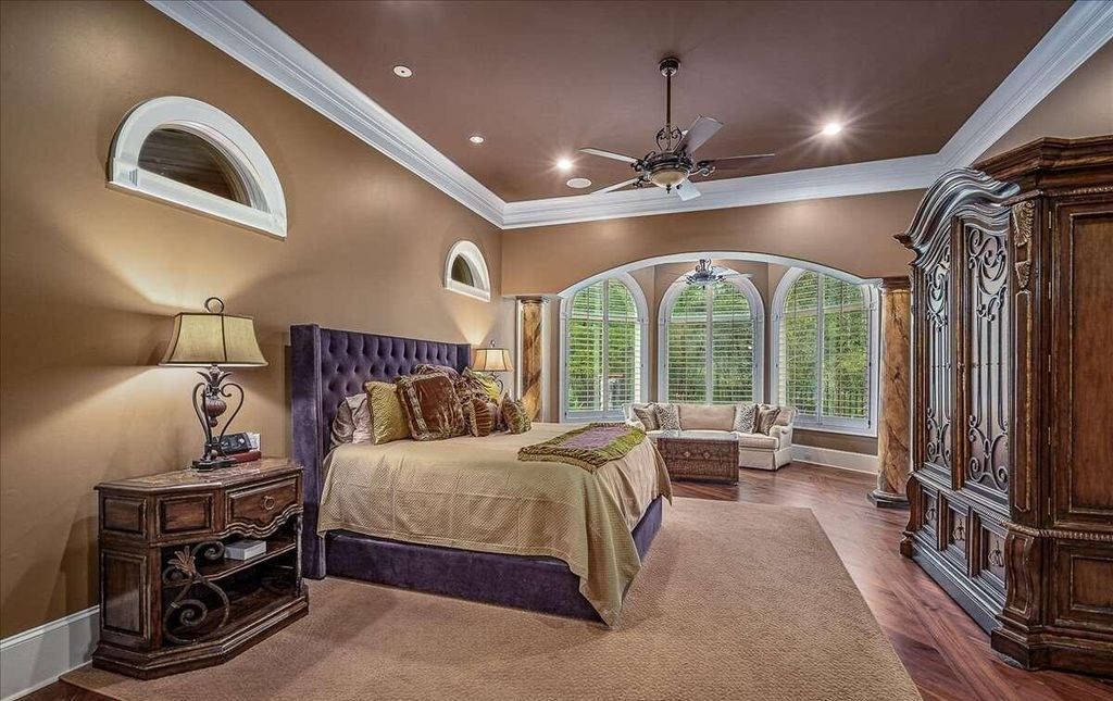 Luxury Living Redefined Exquisite 10 Acre Mansion in Georgia Priced at 4.299 Million 29