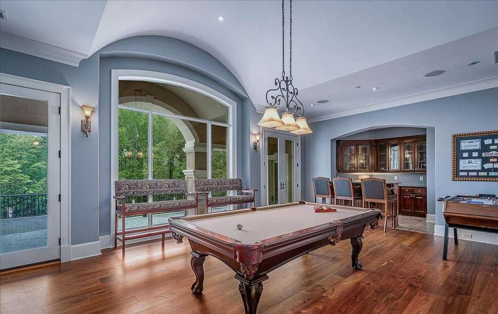 Luxury Living Redefined Exquisite 10 Acre Mansion in Georgia Priced at 4.299 Million 43
