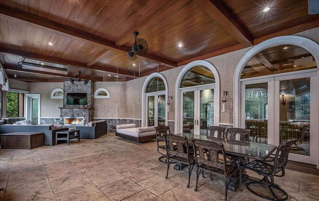 Luxury Living Redefined Exquisite 10 Acre Mansion in Georgia Priced at 4.299 Million 55