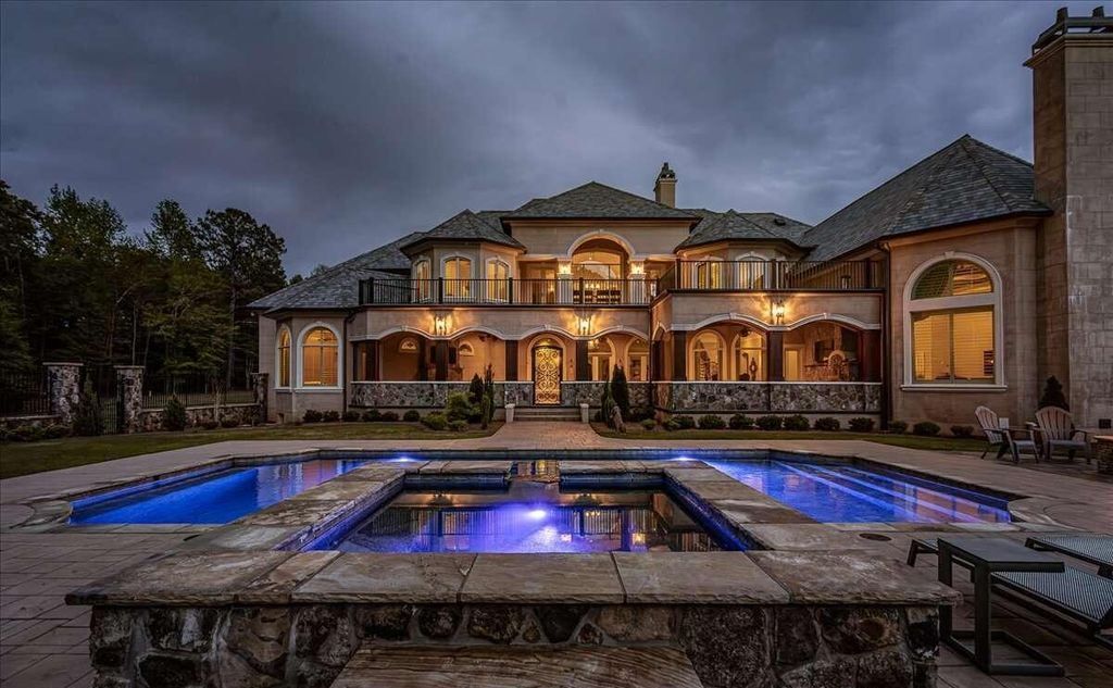 Luxury Living Redefined Exquisite 10 Acre Mansion in Georgia Priced at 4.299 Million 65