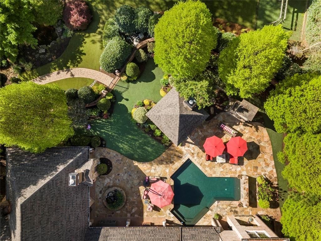 Magnificent Luxury A Grand Estate in Manor Golf and Country Club Georgia Offered at 4.175 Million 6