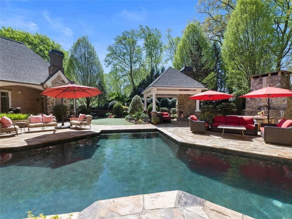 Magnificent Luxury A Grand Estate in Manor Golf and Country Club Georgia Offered at 4.175 Million 7