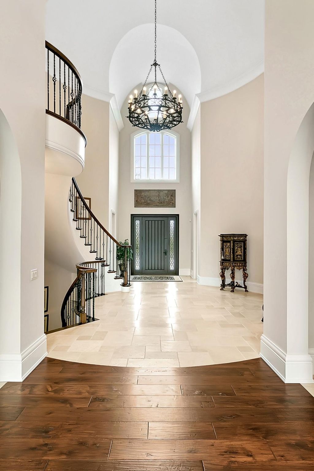 Michigan Marvel Louis Derosiers Architectural Masterpiece Crafted by Don Bosco Hits the Market for 6.9 Million 1