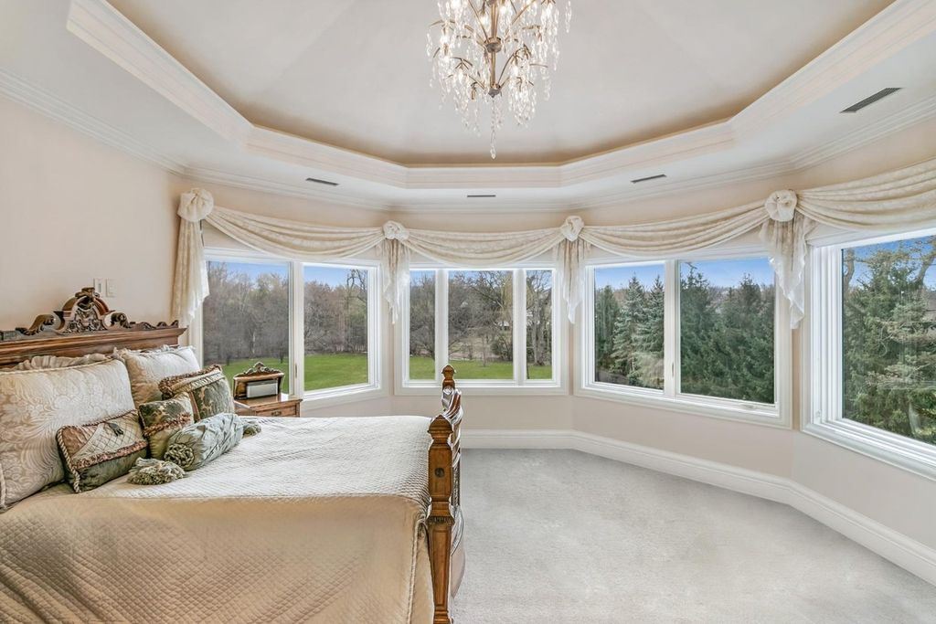 Michigan Marvel Louis Derosiers Architectural Masterpiece Crafted by Don Bosco Hits the Market for 6.9 Million 21