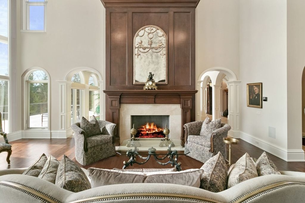 Michigan Marvel Louis Derosiers Architectural Masterpiece Crafted by Don Bosco Hits the Market for 6.9 Million 4