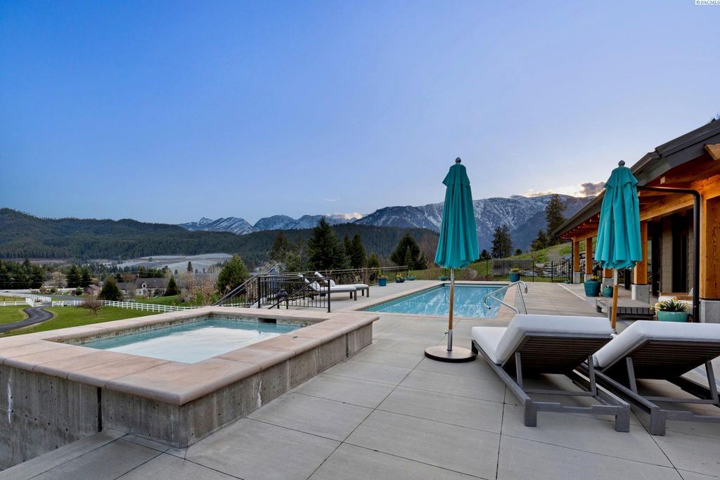 Modern Home with Enchanting Views and Luxurious Amenities in Washington Listed at 3.25 Million 40