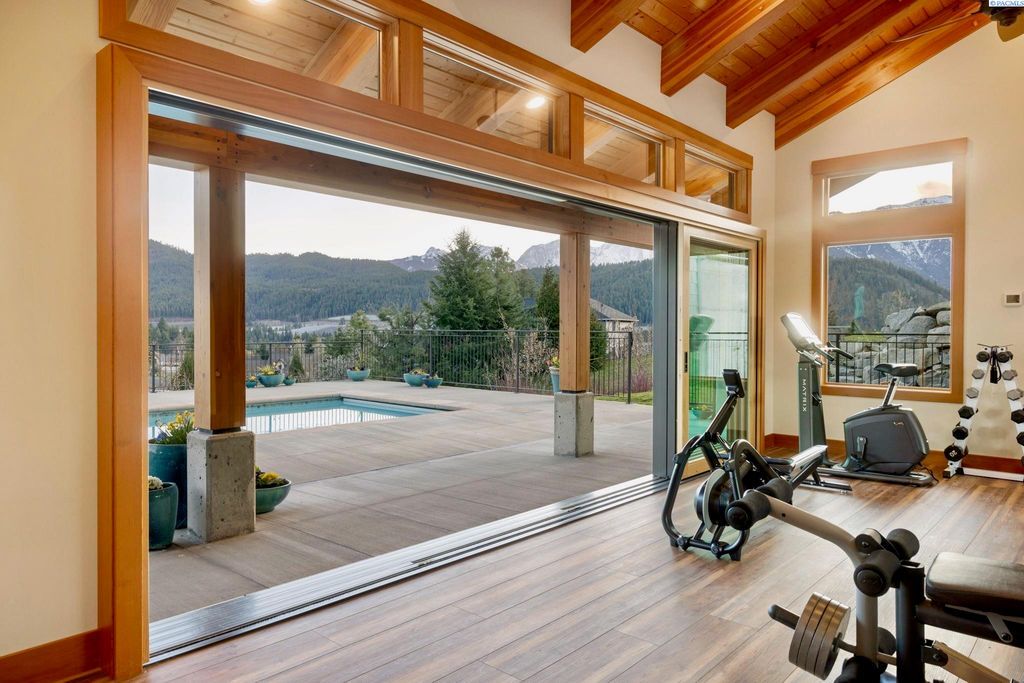 Modern Home with Enchanting Views and Luxurious Amenities in Washington Listed at 3.25 Million 42