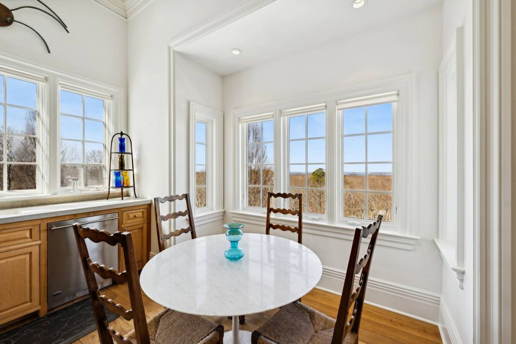 Oceanfront Opulence A Spectacular Palladian Estate Overlooking Peconic Bay Offered at 7.9 Million 13