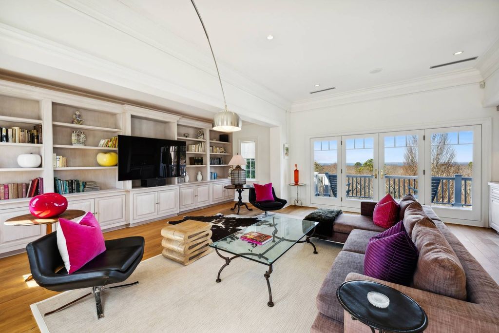 Oceanfront Opulence A Spectacular Palladian Estate Overlooking Peconic Bay Offered at 7.9 Million 22