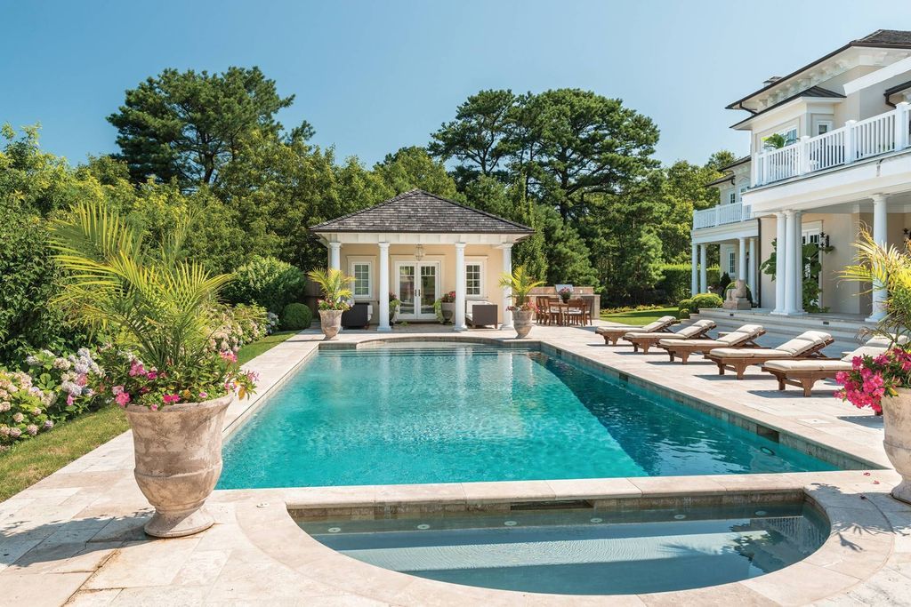 Oceanfront Opulence A Spectacular Palladian Estate Overlooking Peconic Bay Offered at 7.9 Million 40