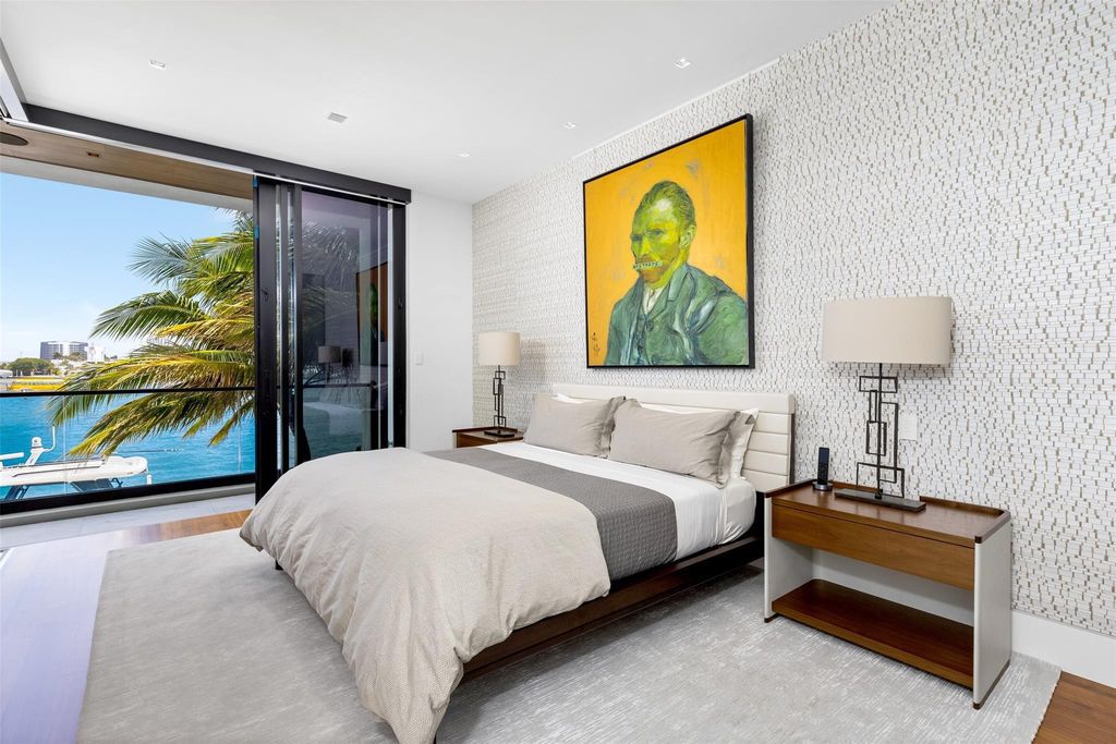 Experience the epitome of luxury living in Fort Lauderdale's prestigious Harbor Beach enclave with this exquisite estate boasting stunning Intracoastal views and 298 feet of water frontage.
