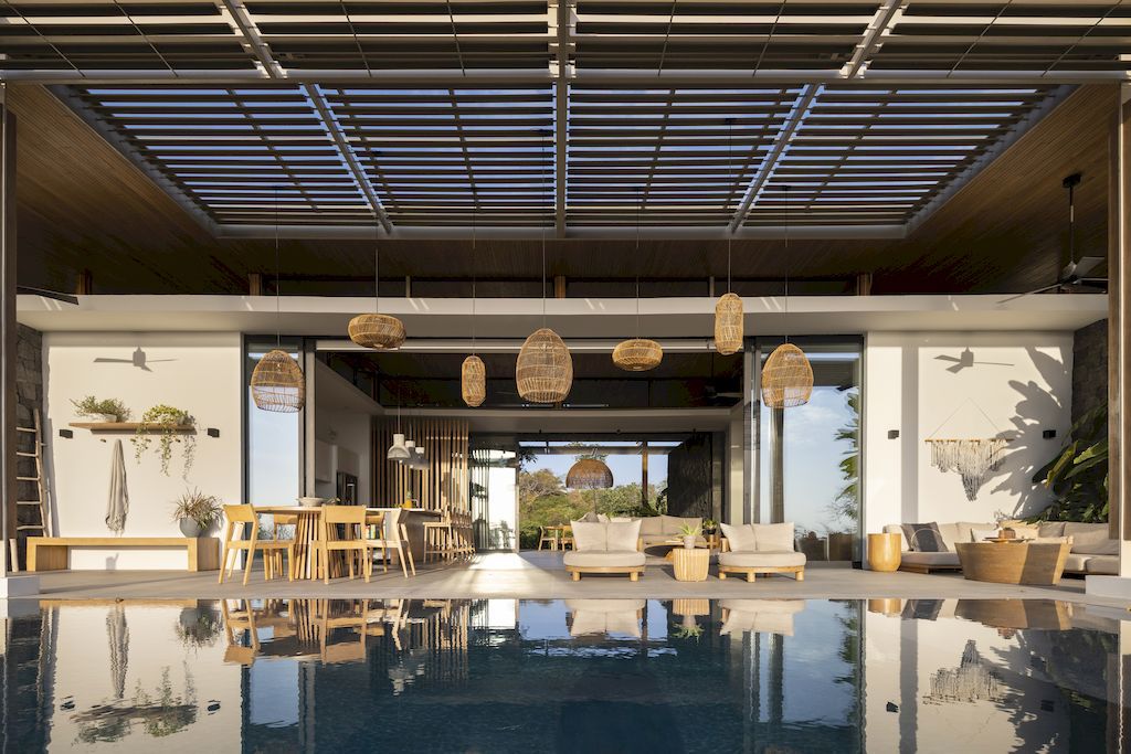 Pergola House stunning tranquil beach house by Studio Saxe 10
