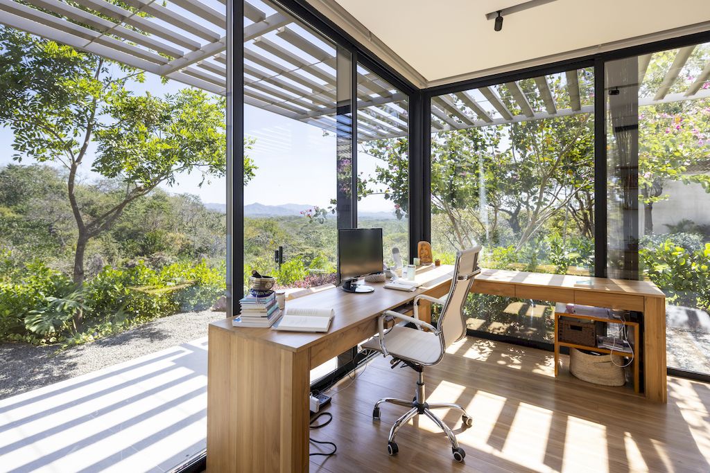Pergola House stunning tranquil beach house by Studio Saxe 21
