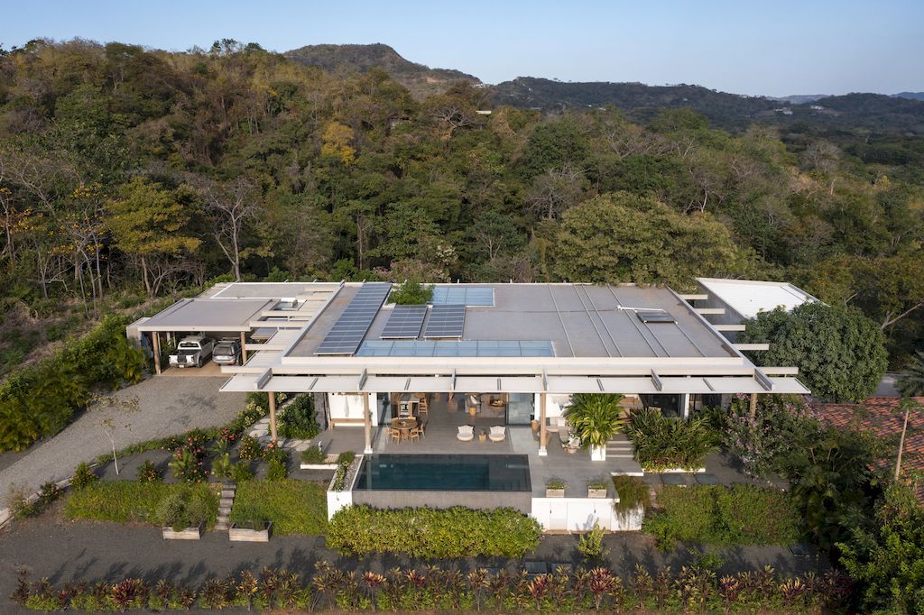 Pergola House, stunning tranquil beach house by Studio Saxe