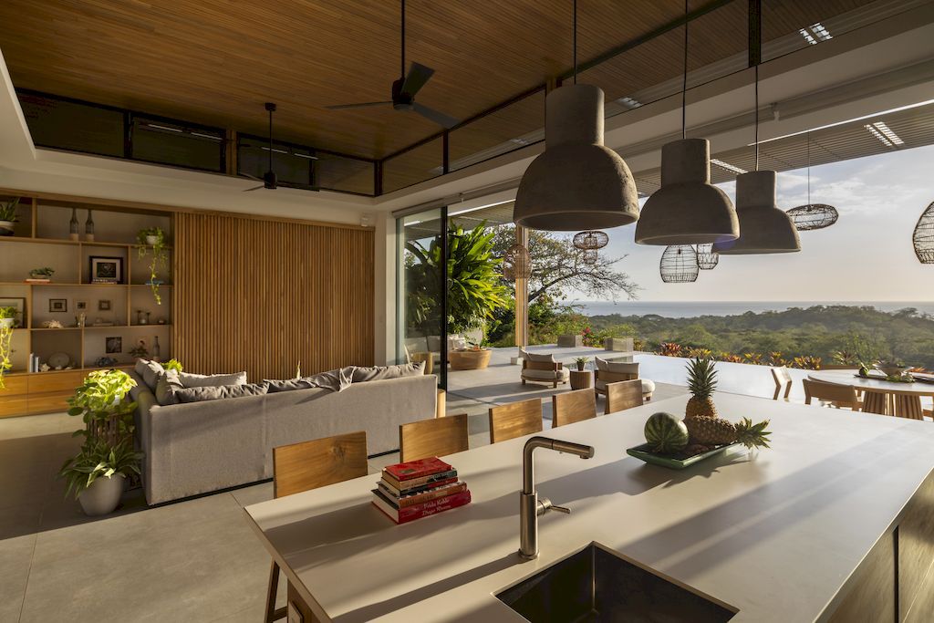 Pergola House stunning tranquil beach house by Studio Saxe 4