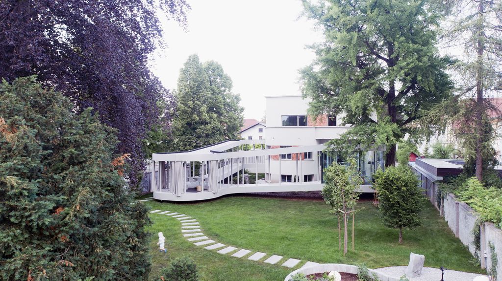 Ring House Interwar Classic to Oasis by OFIS Architects 3