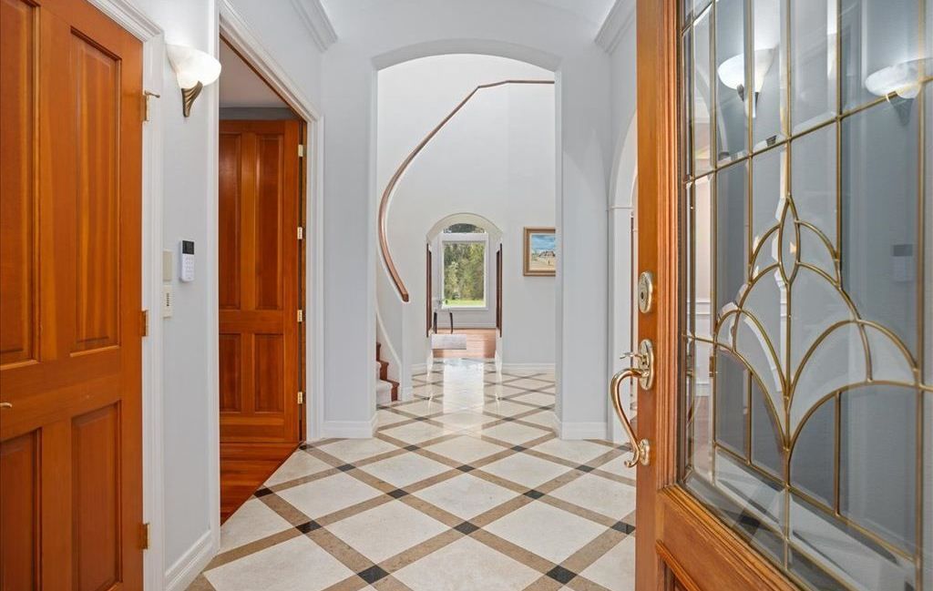 Riverside Opulence Exquisite French Country Estate on the Tualatin River Oregon Offered at 2.7 Million 11