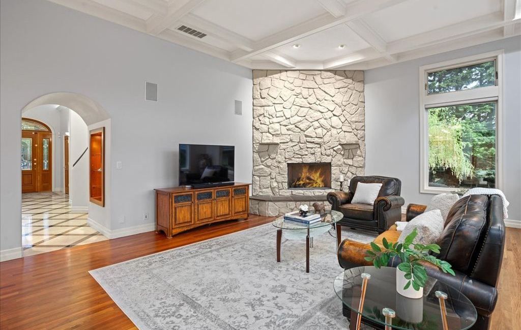 Riverside Opulence Exquisite French Country Estate on the Tualatin River Oregon Offered at 2.7 Million 15