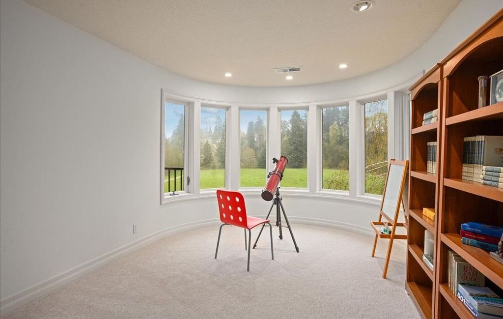 Riverside Opulence Exquisite French Country Estate on the Tualatin River Oregon Offered at 2.7 Million 31
