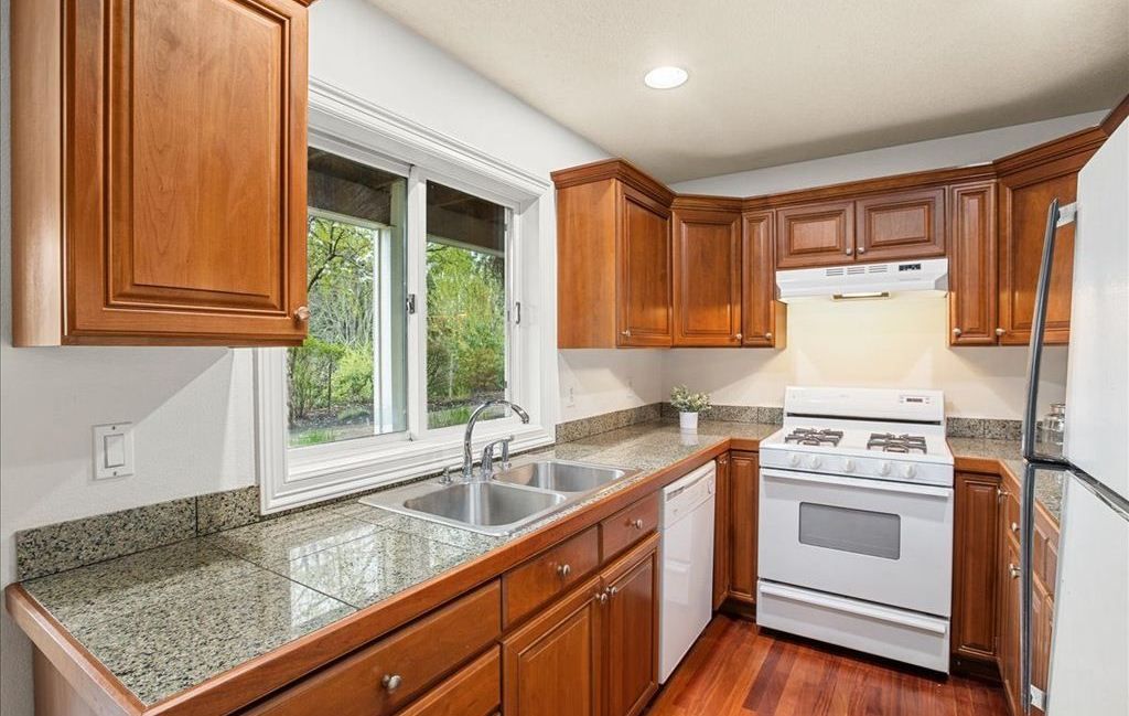 Riverside Opulence Exquisite French Country Estate on the Tualatin River Oregon Offered at 2.7 Million 38