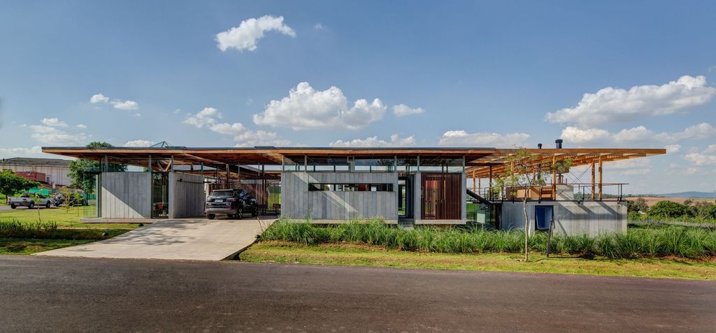 Serra Azul House Harmonious Fusion by Apiacas Arquitetos 22