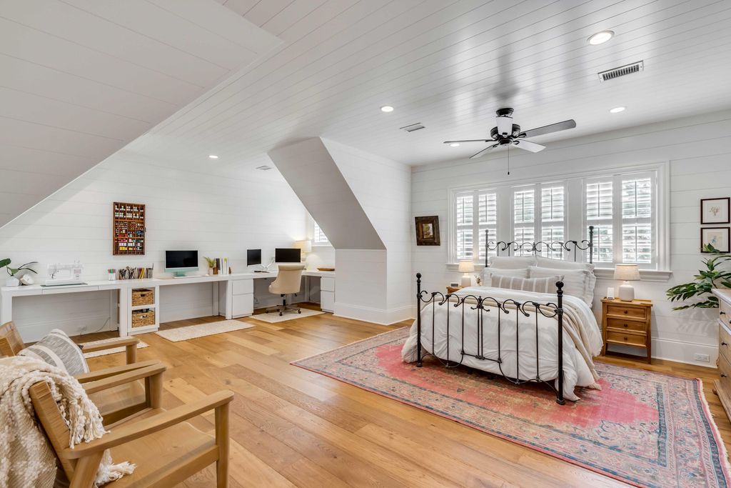 Southern Charm Luxurious Estate with Main House Guest House and Stables in South Carolina Offered at 4.75 Million 35