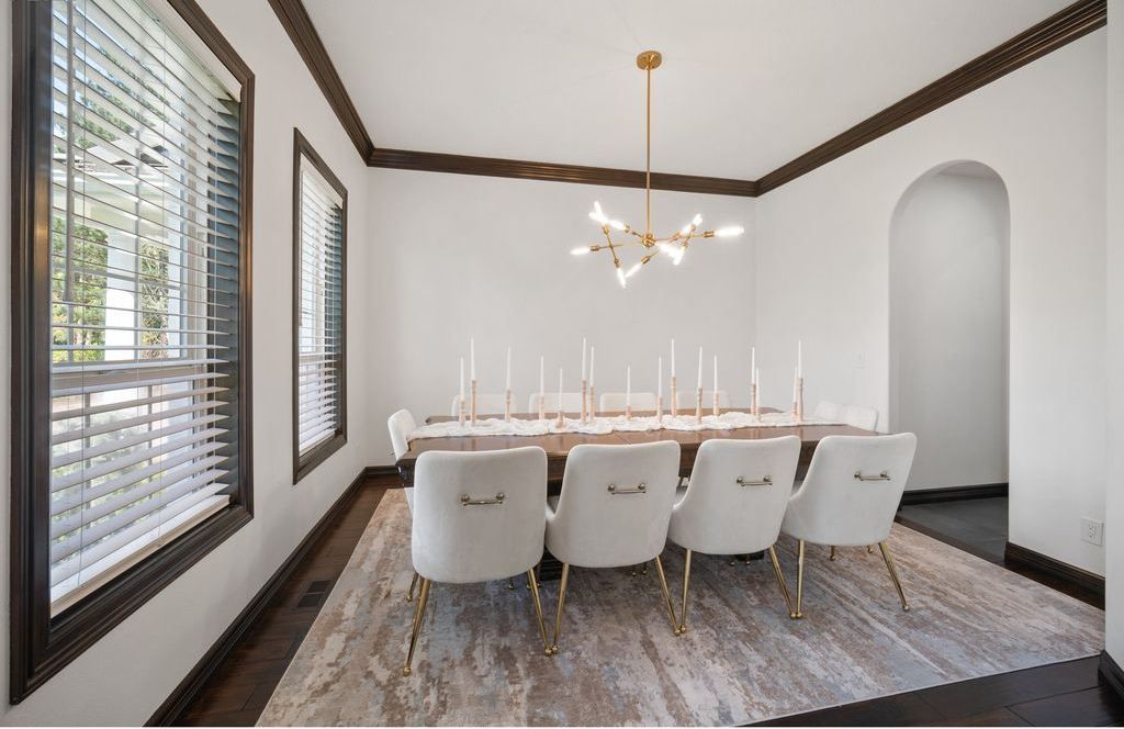 Timeless Elegance Exquisite Craftsmanship and Artisanship in Oregon Home Offered at 2.25 Million 11