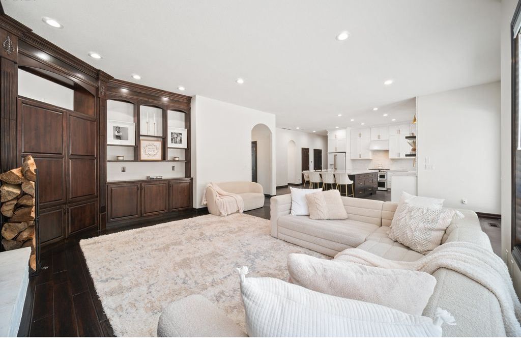 Timeless Elegance Exquisite Craftsmanship and Artisanship in Oregon Home Offered at 2.25 Million 13