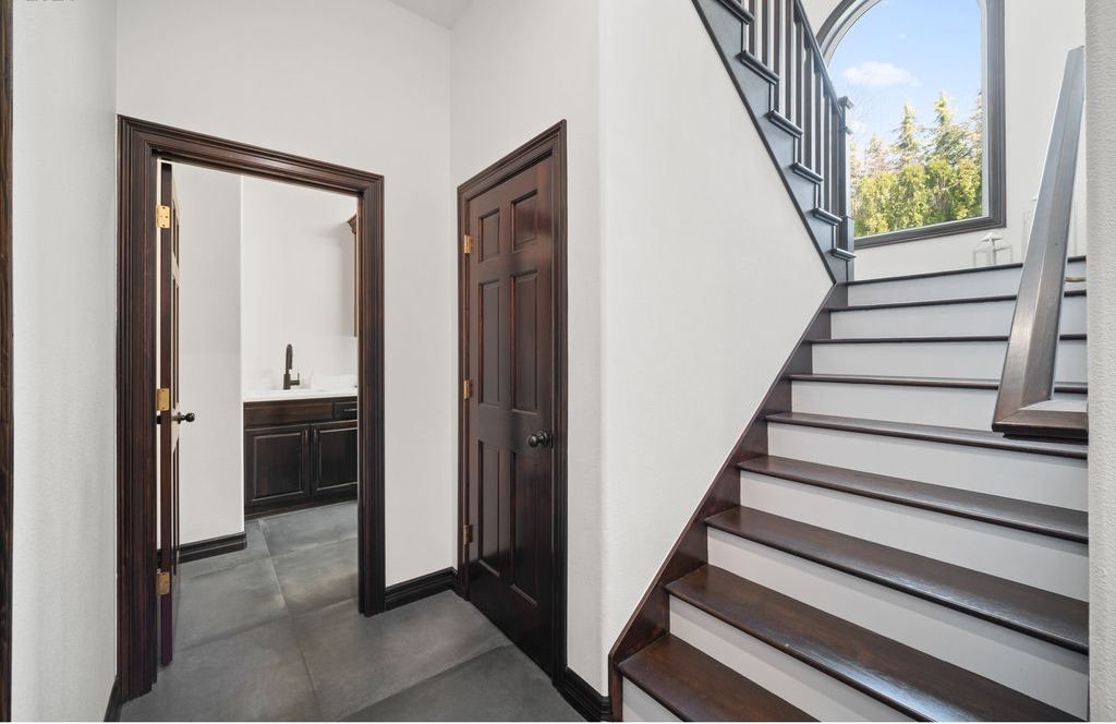 Timeless Elegance Exquisite Craftsmanship and Artisanship in Oregon Home Offered at 2.25 Million 21
