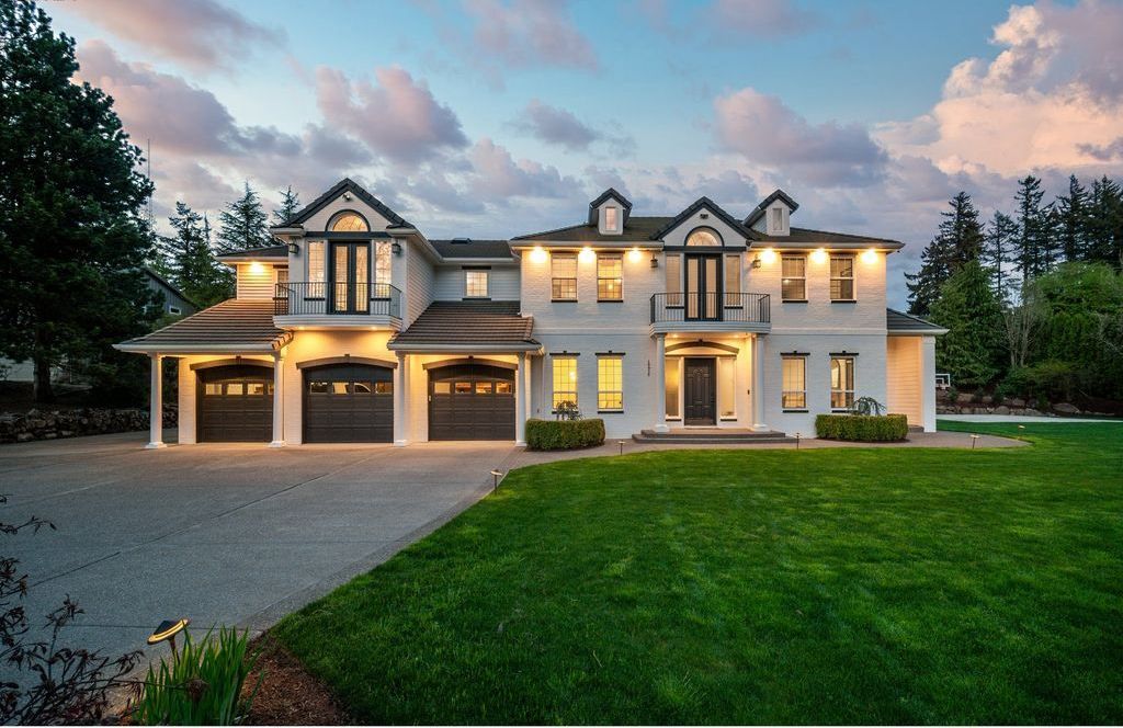 Timeless Elegance Exquisite Craftsmanship and Artisanship in Oregon Home Offered at 2.25 Million 4