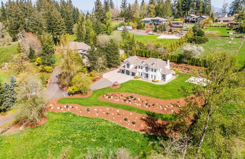 Timeless Elegance Exquisite Craftsmanship and Artisanship in Oregon Home Offered at 2.25 Million 46