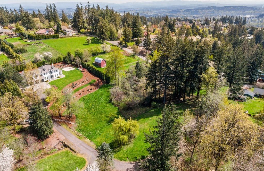 Timeless Elegance Exquisite Craftsmanship and Artisanship in Oregon Home Offered at 2.25 Million 47