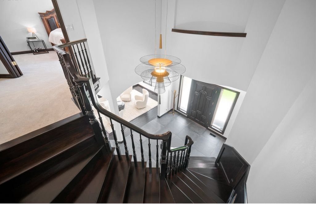 Timeless Elegance Exquisite Craftsmanship and Artisanship in Oregon Home Offered at 2.25 Million 9