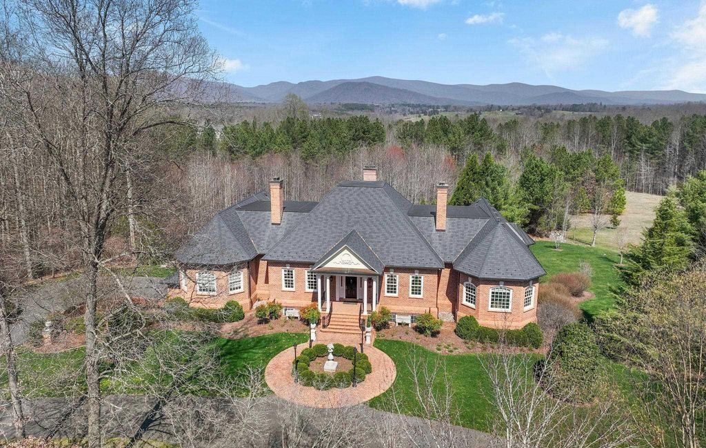 Timeless Luxury Grand Elegance in Indian Springs Virginia Offered at 2.495 Million 1