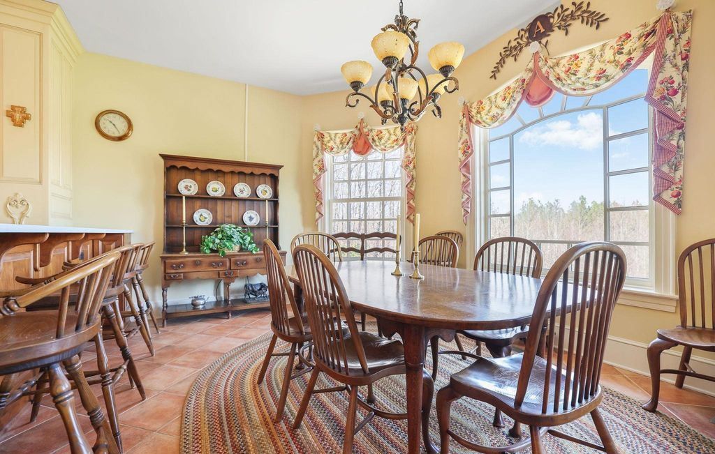 Timeless Luxury Grand Elegance in Indian Springs Virginia Offered at 2.495 Million 20