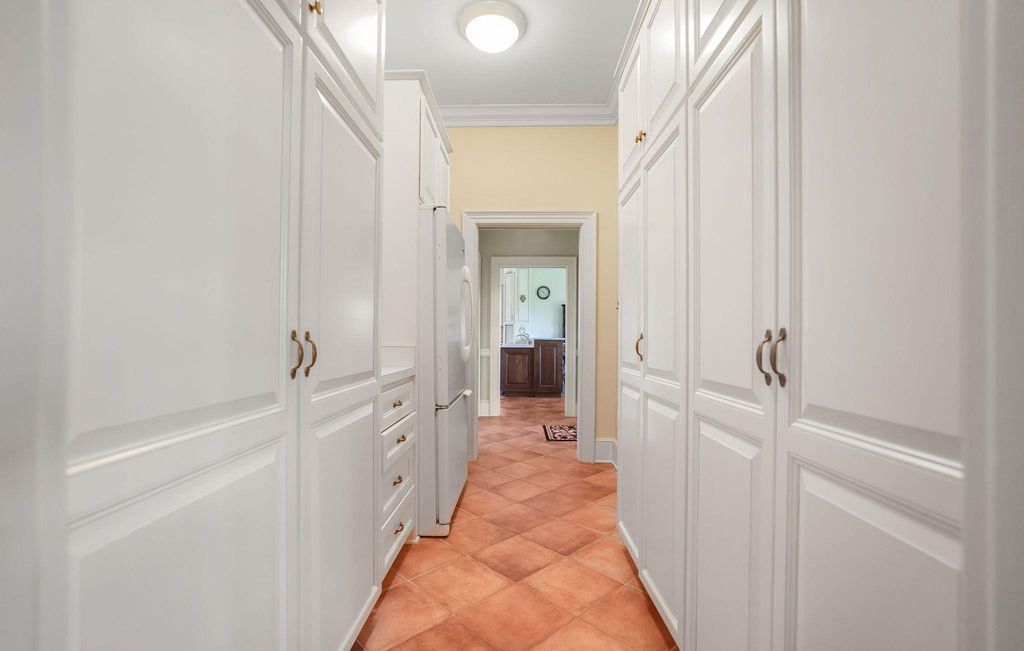 Timeless Luxury Grand Elegance in Indian Springs Virginia Offered at 2.495 Million 21